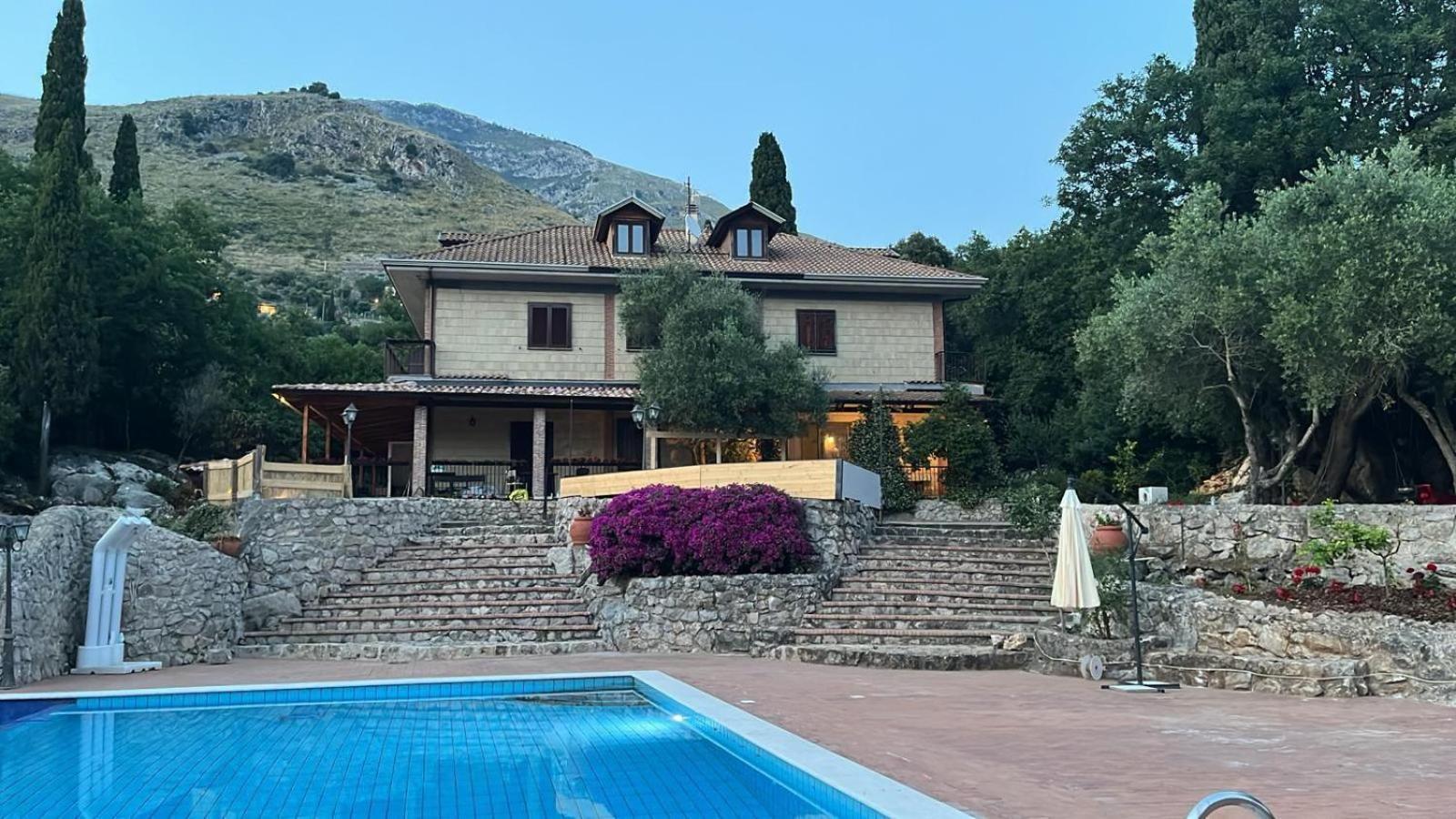 Domus Arco Romano Guest House Itri Exterior photo